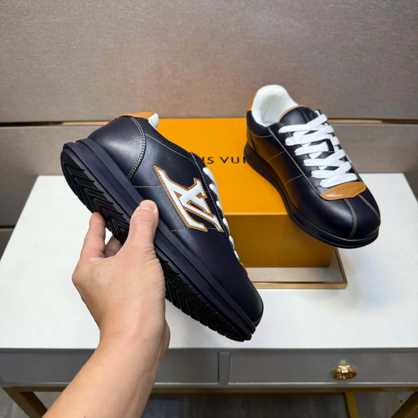 Men's men's shoes 💰pp560 [LV～] Men's casual shoes 2025z cabinet sales simultaneously 🔶Size: 38-44 #️⃣ 🔷6 colors🔜The upper is made of multi-material splicing➕Mesh lining, comfortable and breathable, sole: original comfortable and wear-resistant outsole, ⚠️real thing📱photographed🎬real thing is better📢📢📢